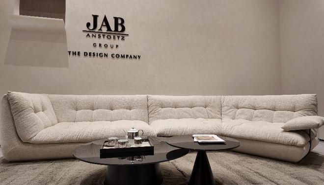 变论坛徕卡推出SL3记者版相机｜一周有品指南麻将胡了游戏比特斯系列启动“她绽放”女性创(图8)